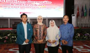 Wagub Jihan Nurlela Beri Kuliah Umum Bagi BEM Universitas Keluarga Besar Mahasiswa Unila pada Pelantikan Pengurus BEM UKBM Unila Periode 2025