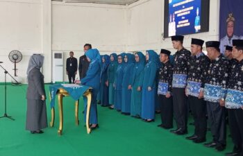Bupati mesuji Elfianah Kukuhkan Ketua dan Pengurus TP PKK dan Posyandu Mesuji Periode 2025-20