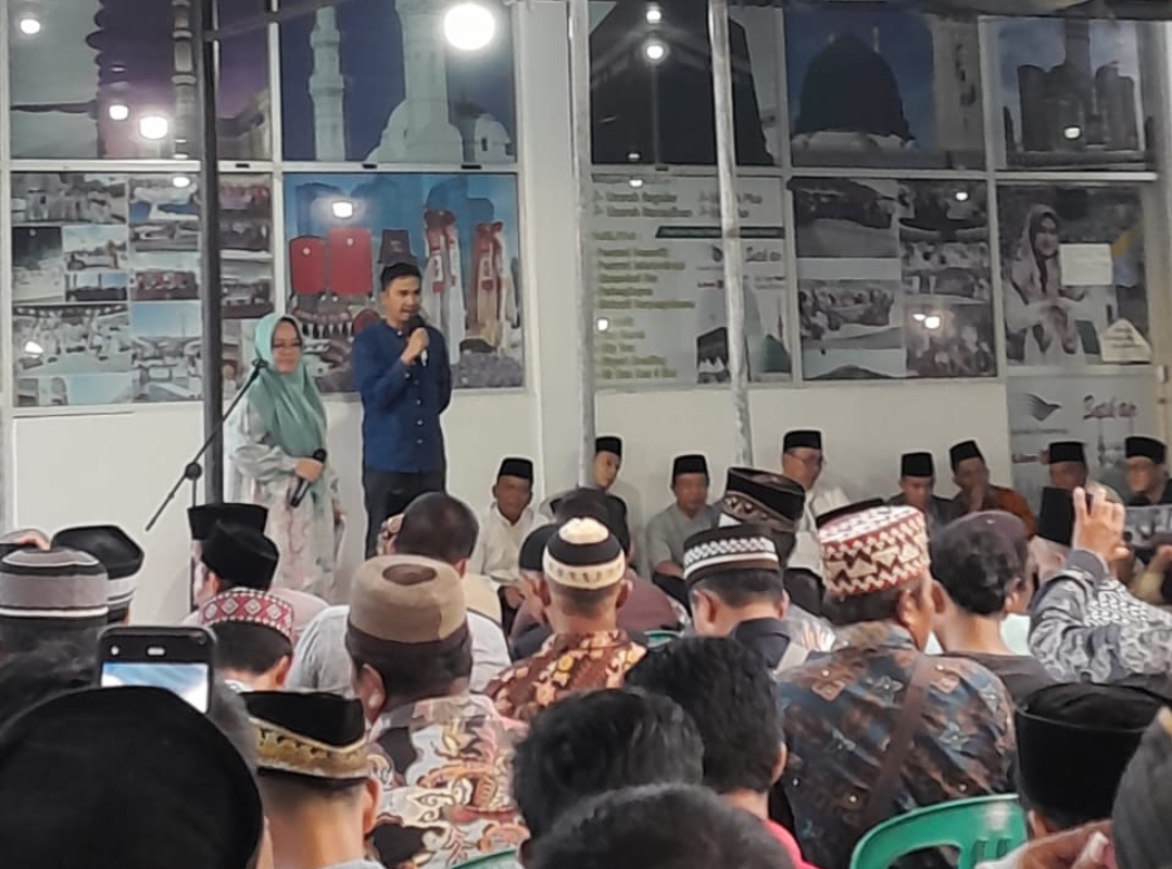 MENJELANG LEBARAN BUPATI MESUJI ADAKAN PERTEMUAN DENGAN TIMSUKSES/RELAWAN