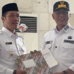 PEMKAB PESISIR BARAT HIBAHKAN TANAH DAN GEDUNG SAMSAT UNTUK TINGKATKAN PELAYANAN PUBLIK