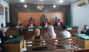 Bergulir Kemeja Persidangan, Keluarga Korban Kecelakaan Maut Minta Hakim Berikan Hukuman yang Setimpal untuk RDA Bergulir Kemeja Persidangan, Keluarga Korban Kecelakaan Maut Minta Hakim Berikan Hukuman yang Setimpal untuk RDA