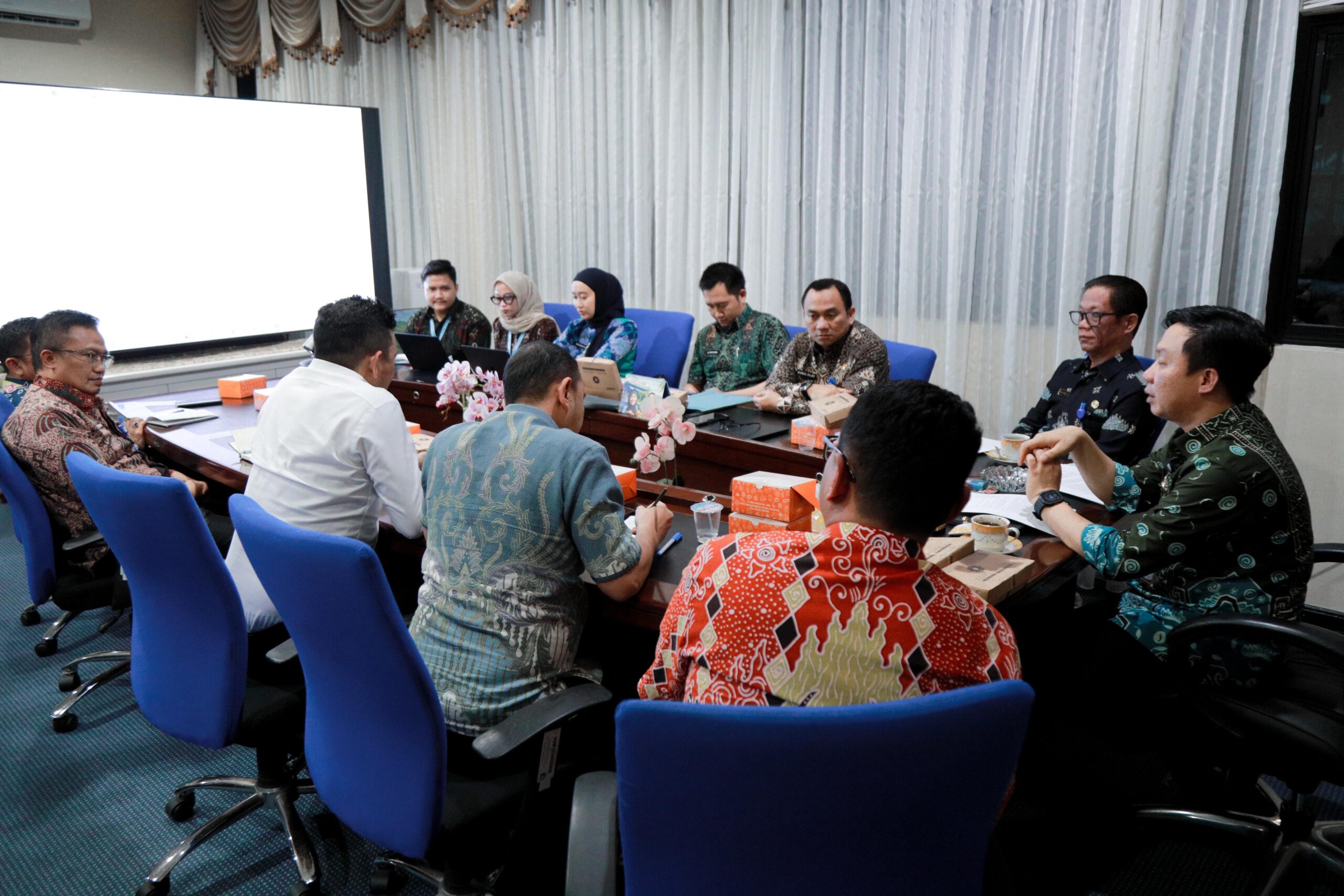 Pemprov Lampung Gelar Rapat Optimalisasi Pendapatan Daerah dari Sumbangan Pihak Ketiga