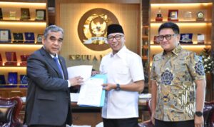 Bawa Suara Aksi Damai, Gubernur Rahmat Mirzani Djausal Temui Ketua MPR RI Ahmad Muzani dan Wamensesneg Juri Ardiantoro untuk Diteruskan kepada Presiden Prabowo Subianto