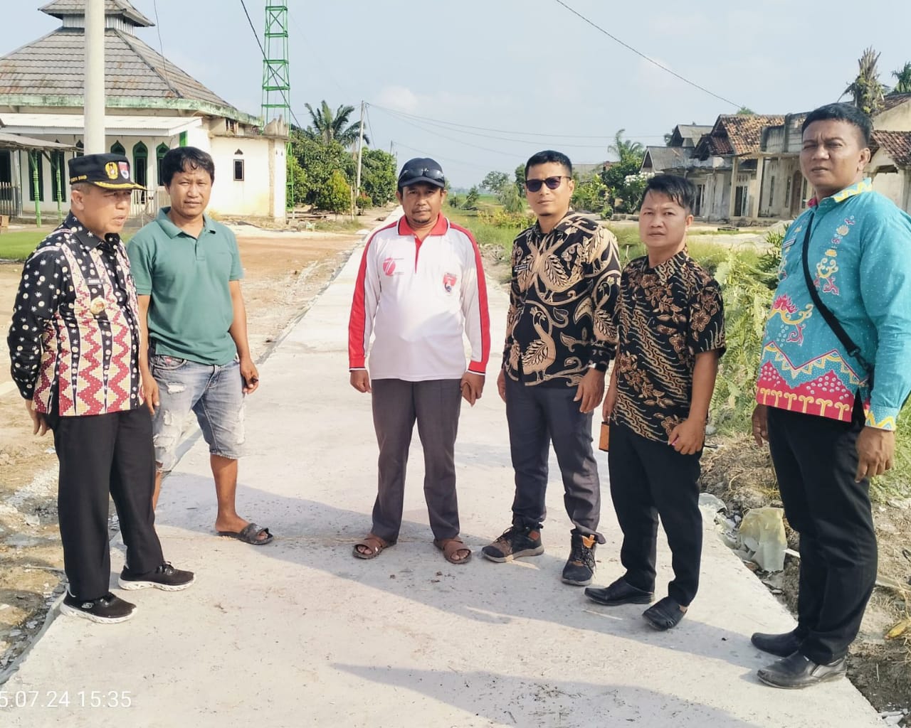 DESA TELOGO REJO ALOKASIKAN BANGUNAN RABAT BETON