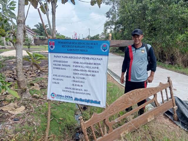 DESA SIDANG ISO MUKTI ALOKASIKAN RABAT BETON