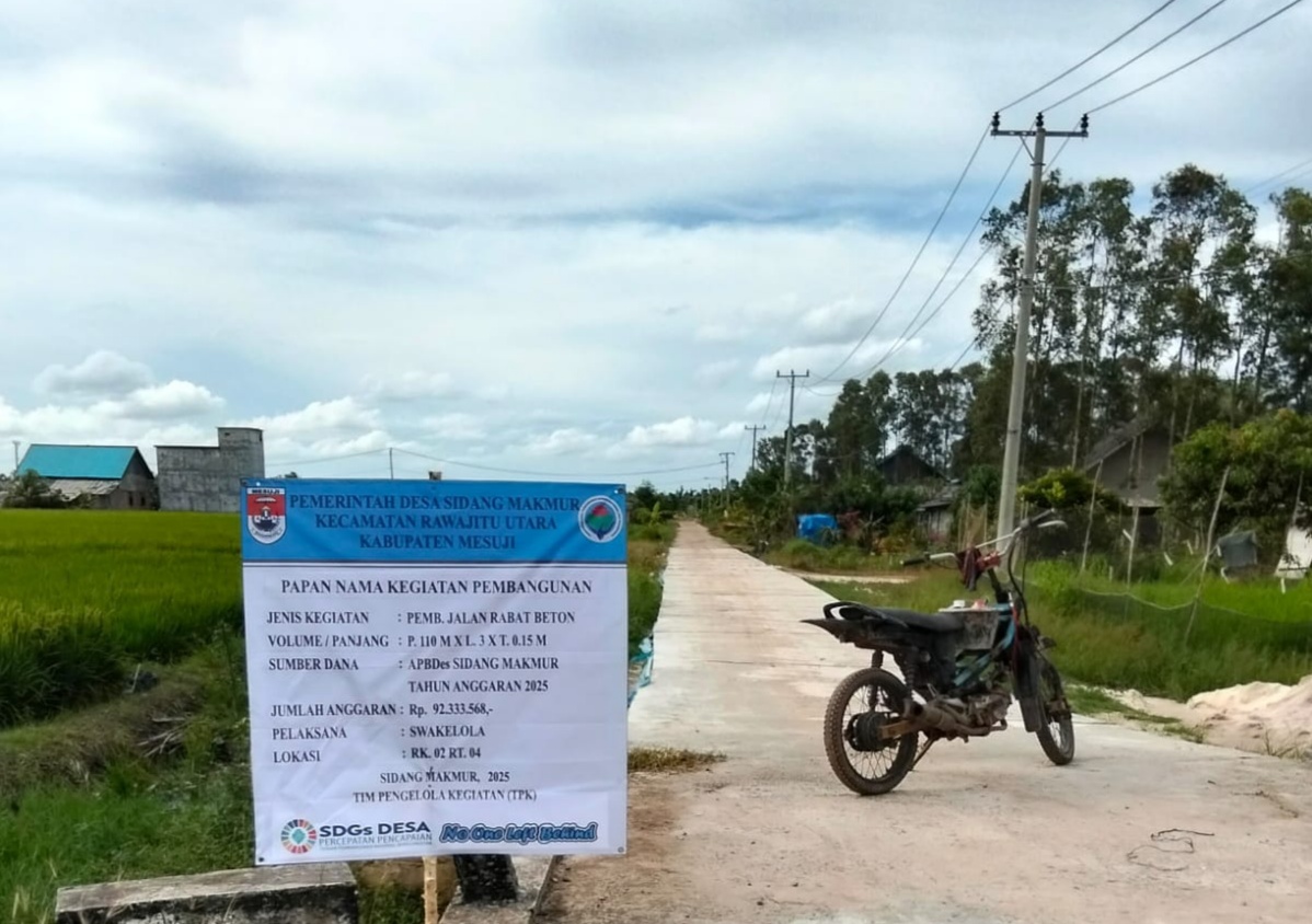 Pembangunan jalan rabat beton Anggaran Dana Desa(DD) Tahap Satu Desa Sidang Makmur Tahun 2025 Selesai