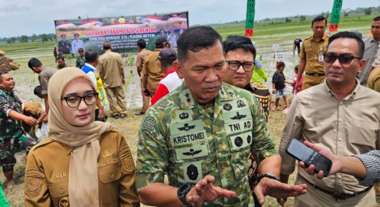 Tanam Padi Serentak di Lampung Timur, Kodam XXI/Radin Inten Dorong Lompatan Produksi Pangan